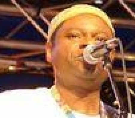 Alpha Yaya Diallo en spectacle à St-Jean