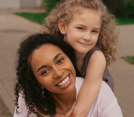 ''Connais tes droits!'', un guide en français pour les jeunes de Terre-Neuve-et-Labrador sur la Convention des Nations Unies relative aux droits de l'enfant