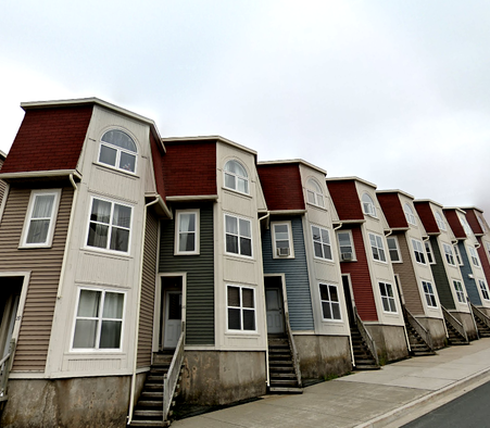 La ville de Saint-Jean de Terre-Neuve invite les loueurs et les propriétaires à s'exprimer sur le logement abordable