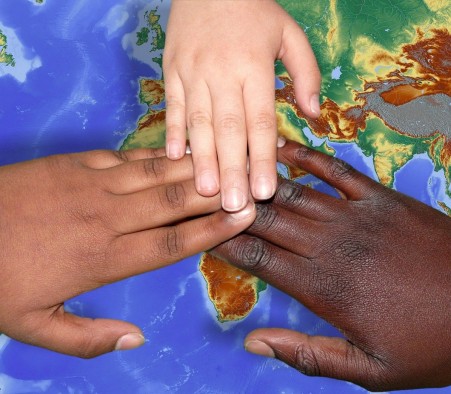 Offre d'emploi: Agent.e de développement aux communautés francophones accueillantes.