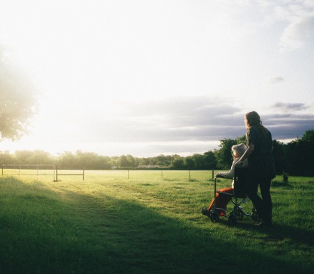 Deux visioconférences gratuites sur les moments délicats de la vie