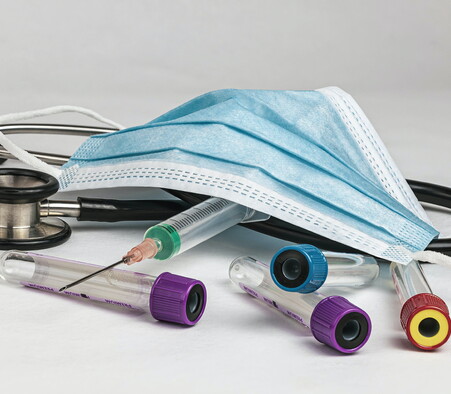 Covid-19 : la Commission des droits de la personne de Terre-Neuve-et-Labrador fait le point sur les droits de la personne en matière de passeport vaccinal et de port du masque